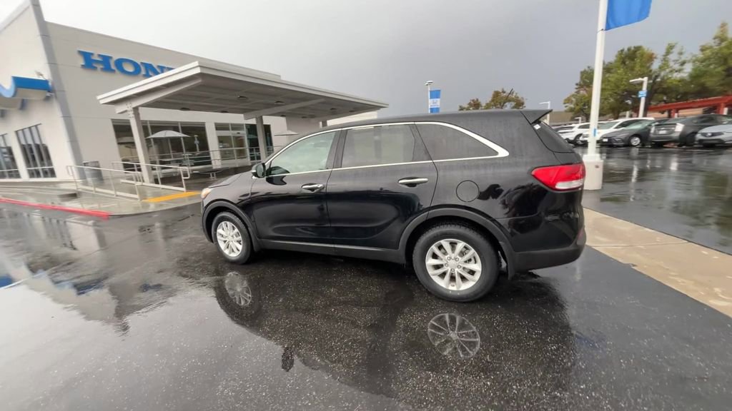 Used 2016 Kia Sorento L image 6