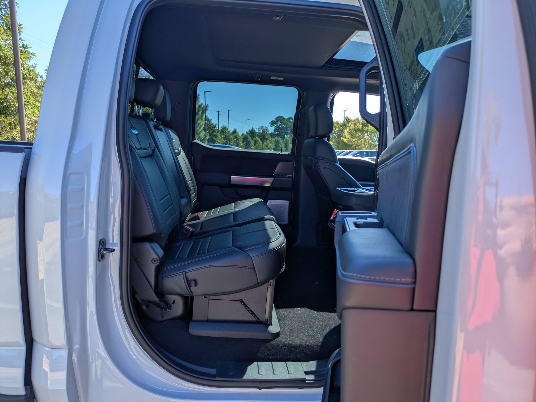 New 2026 Ford F250 Platinum w/ Tremor Off-Road Package image 41