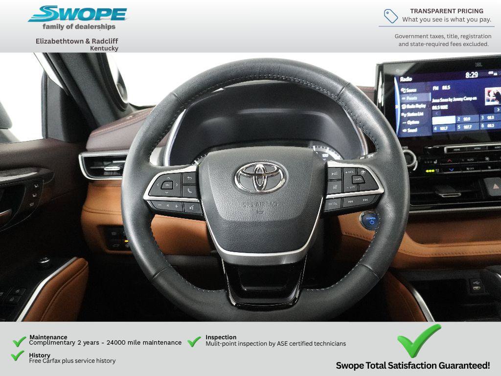 Used 2022 Toyota Highlander Platinum AWD/4WD image 17