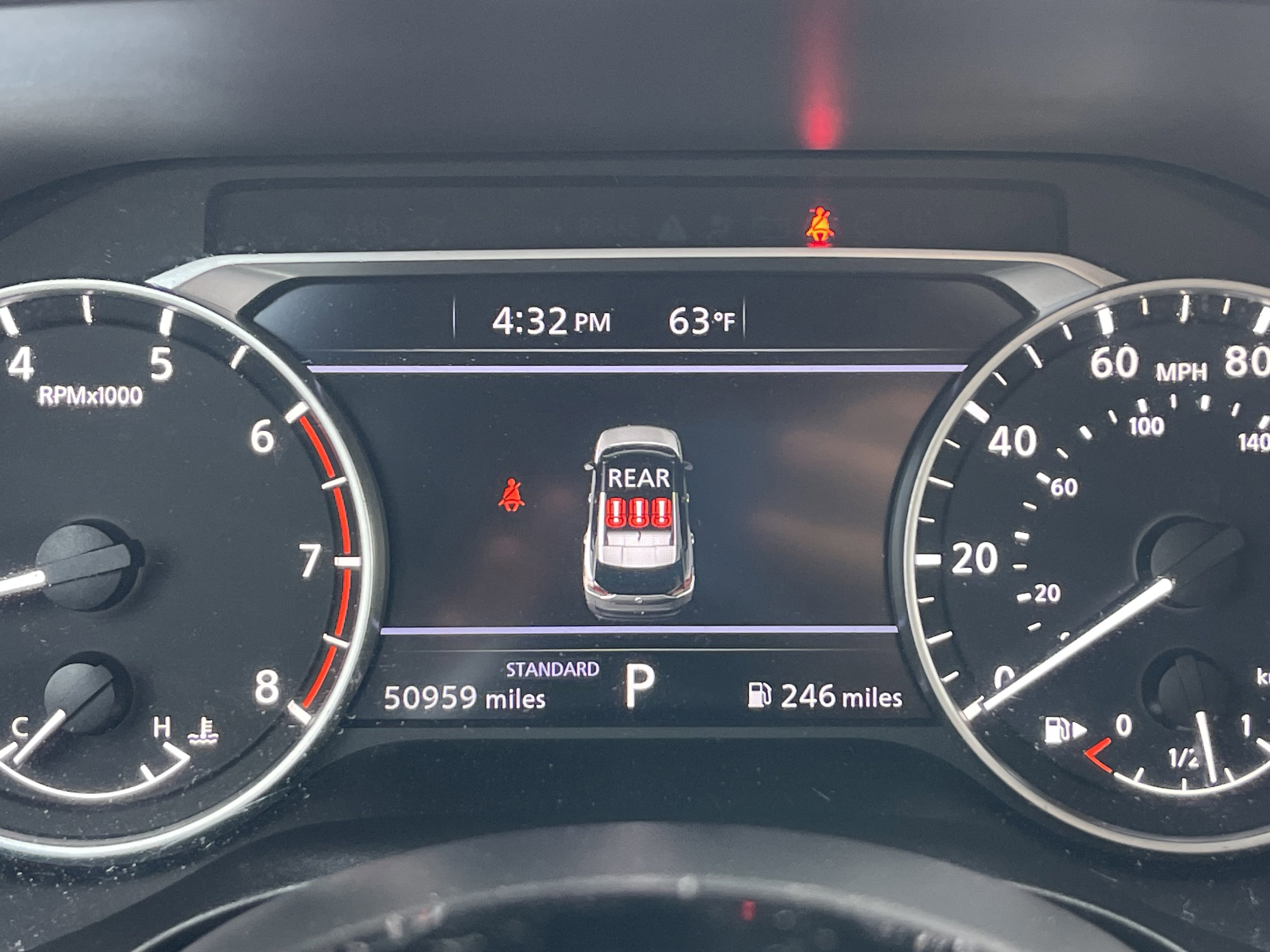 Used 2023 Nissan Rogue SV image 40