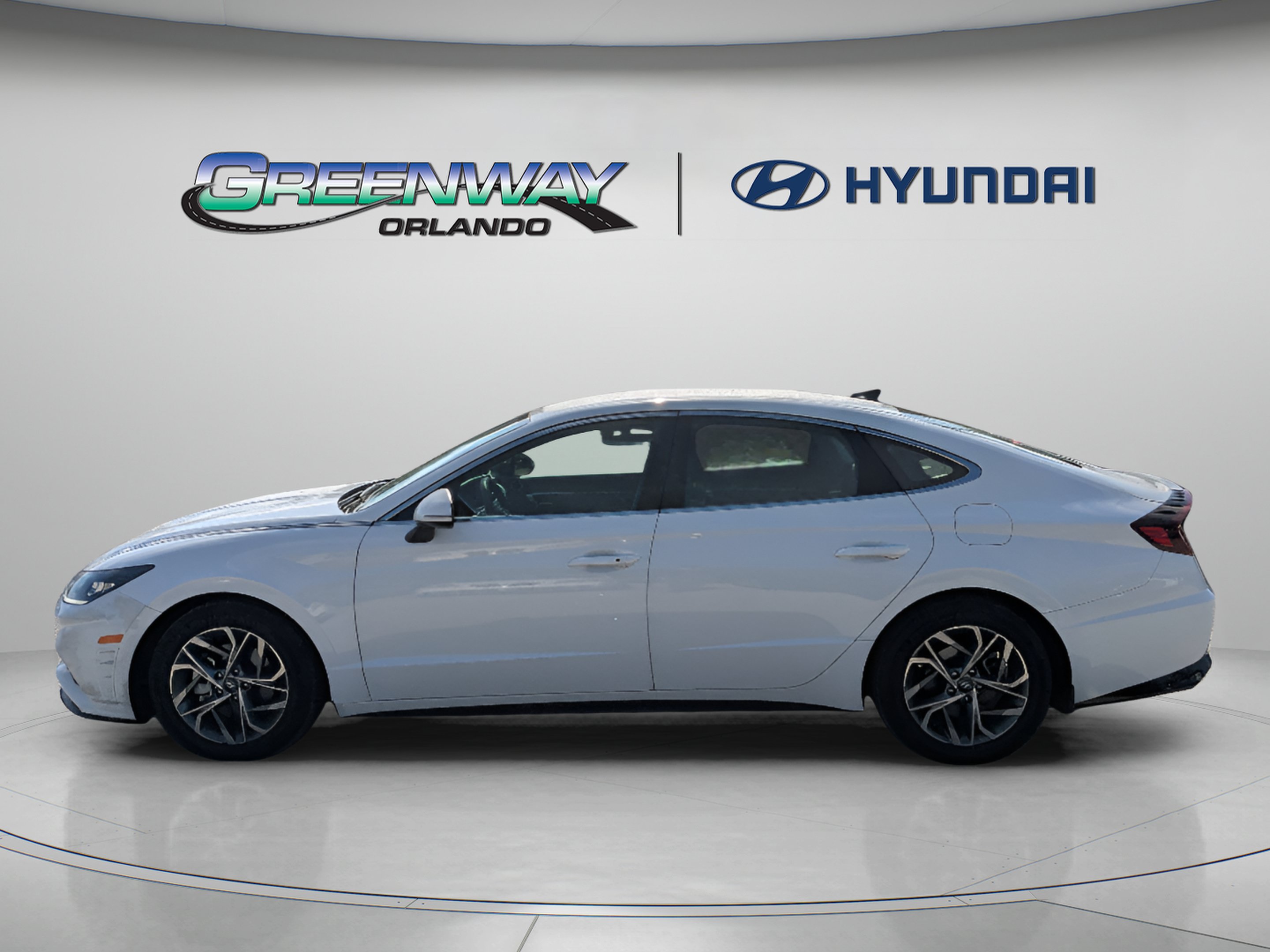 Used 2021 Hyundai Sonata SEL w/ Winter Weather Package FWD image 5