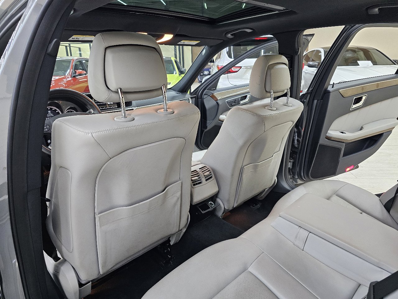 Used 2010 Mercedes-Benz E 350 Sedan w/ Premium 1 Pkg image 25