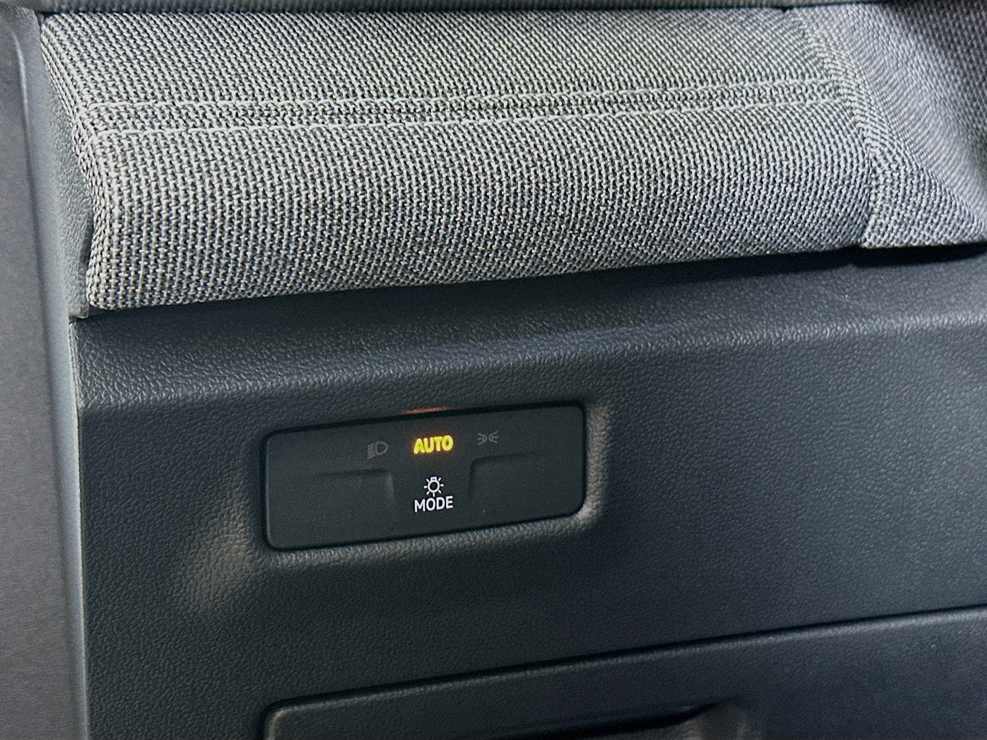 New 2025 Volkswagen Tiguan S image 10