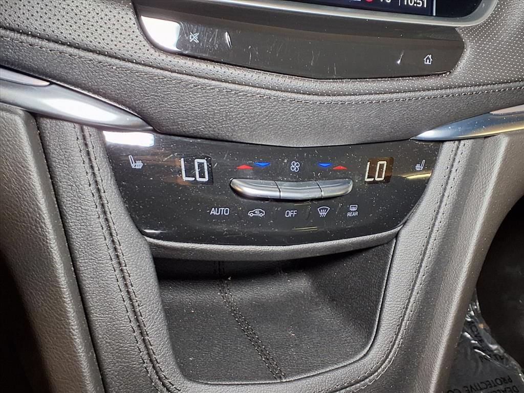 New 2024 Cadillac XT5 Luxury FWD image 5