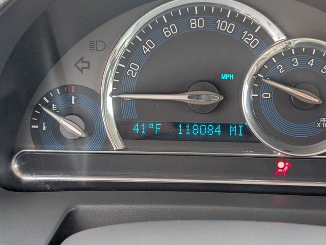 Used 2009 Chevrolet HHR LT image 12