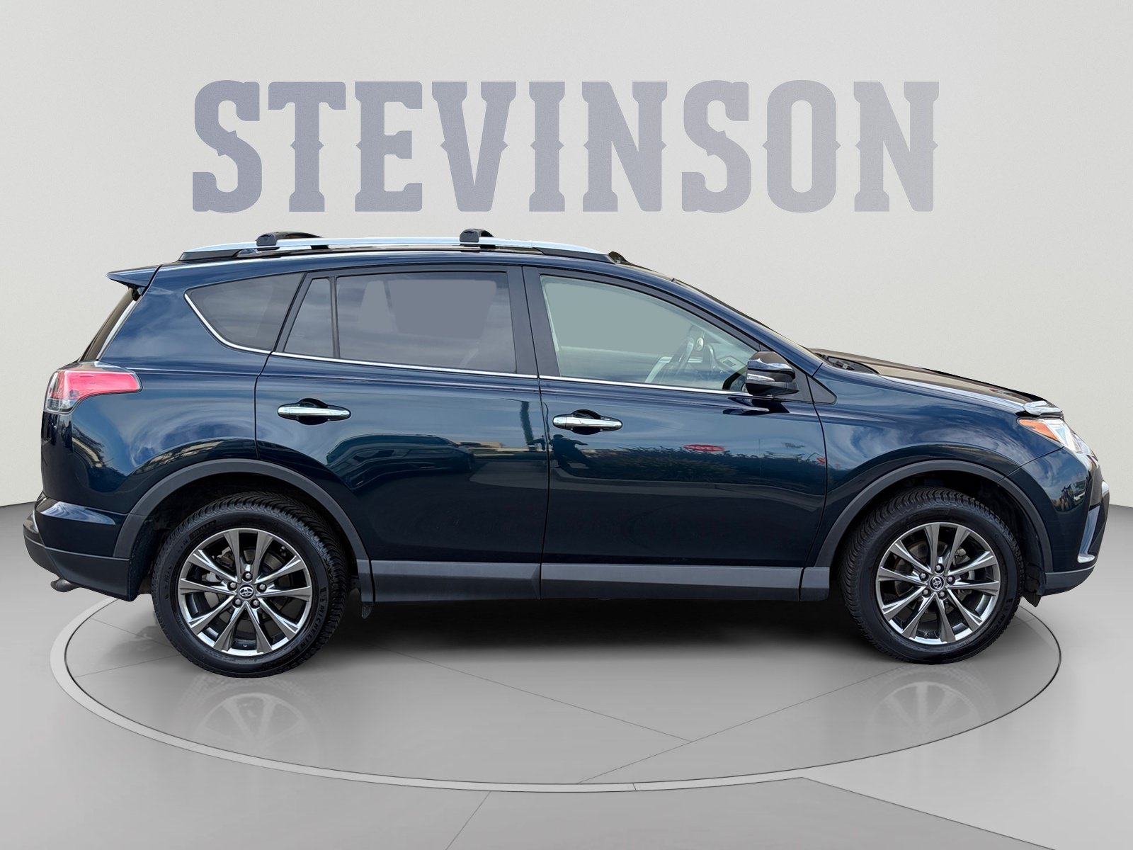 Used 2018 Toyota RAV4 Limited w/ All Weather Liner Package AWD/4WD image 6