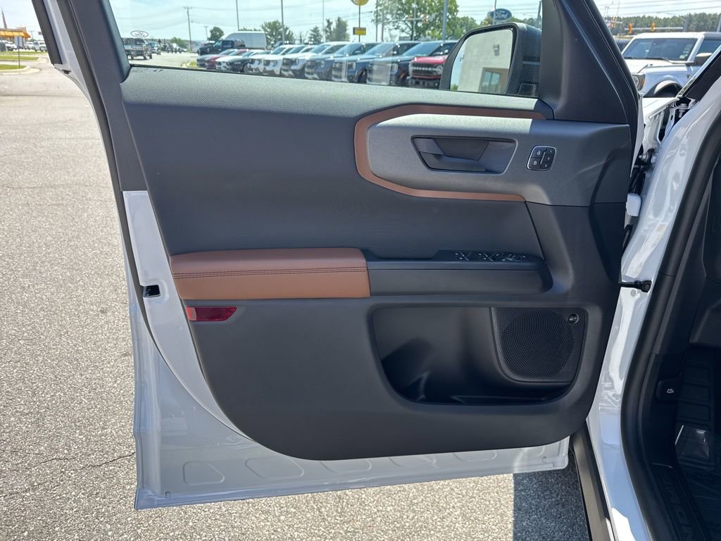 New 2025 Ford Bronco Sport Outer Banks w/ Sasquatch Outer Banks Package image 14