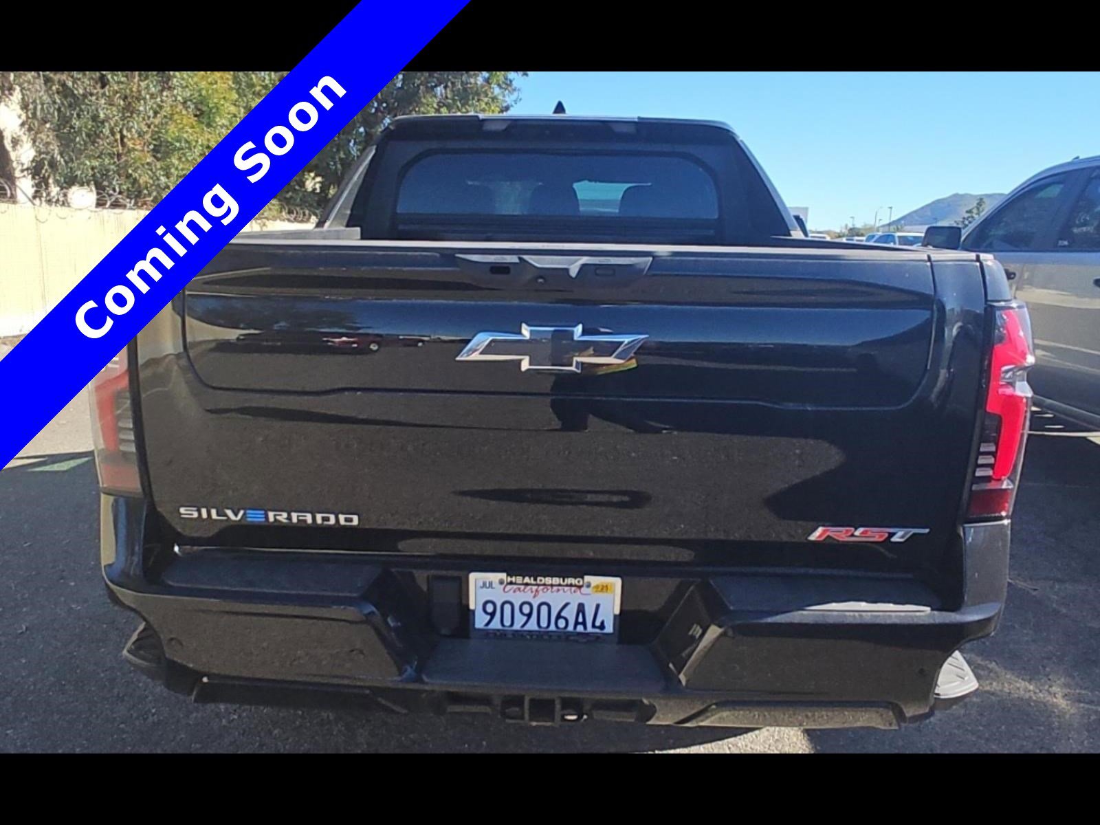 Used 2024 Chevrolet Silverado EV RST AWD/4WD image 5
