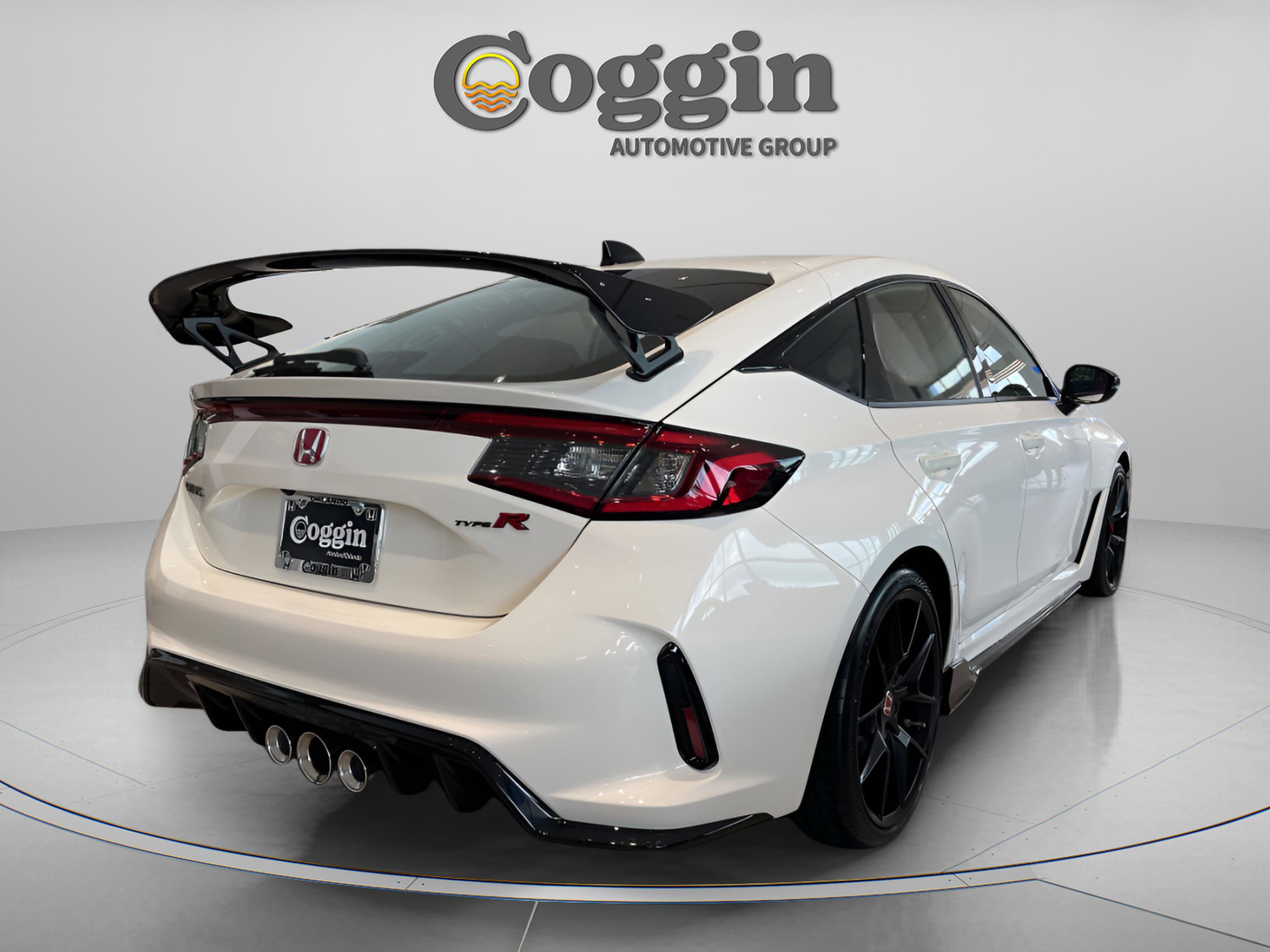 Certified 2024 Honda Civic Type R image 5