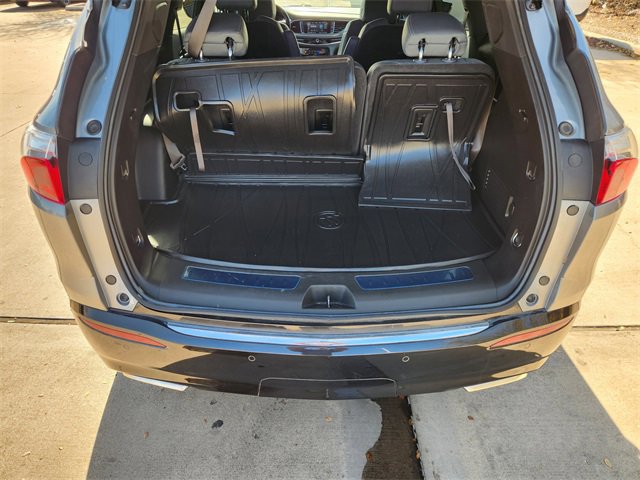 Used 2023 Buick Enclave Essence w/ Experience Buick Package image 20