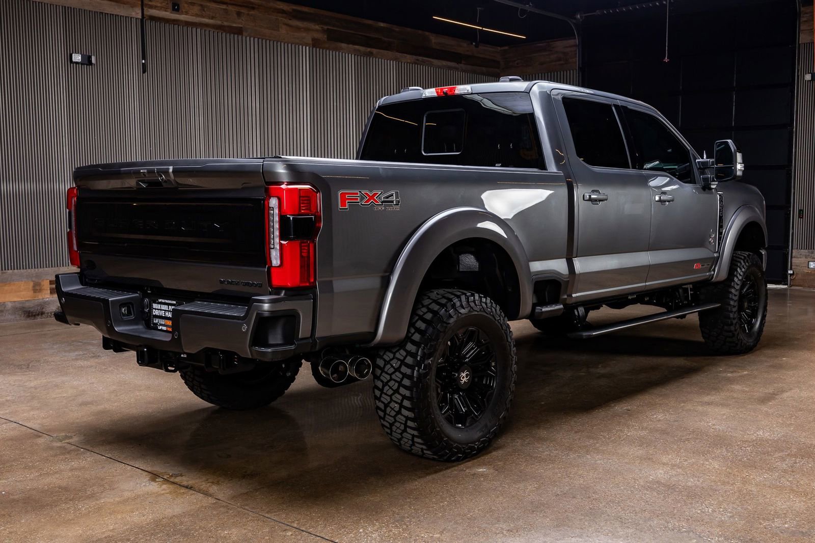 Used 2025 Ford F250 Platinum AWD/4WD image 9
