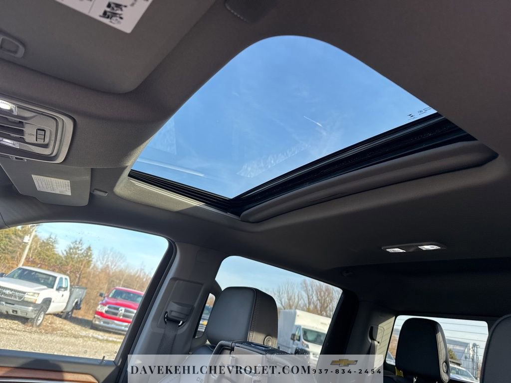 Used 2025 GMC Sierra 2500 Denali w/ Denali Reserve Package image 24