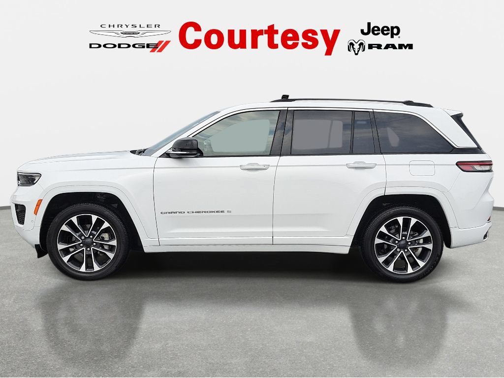 Certified 2024 Jeep Grand Cherokee Overland w/ Trailer Tow Package AWD/4WD image 7