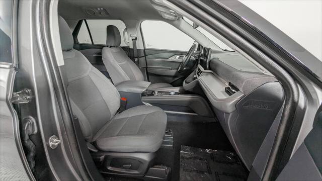 Used 2025 Ford Explorer Active RWD image 26
