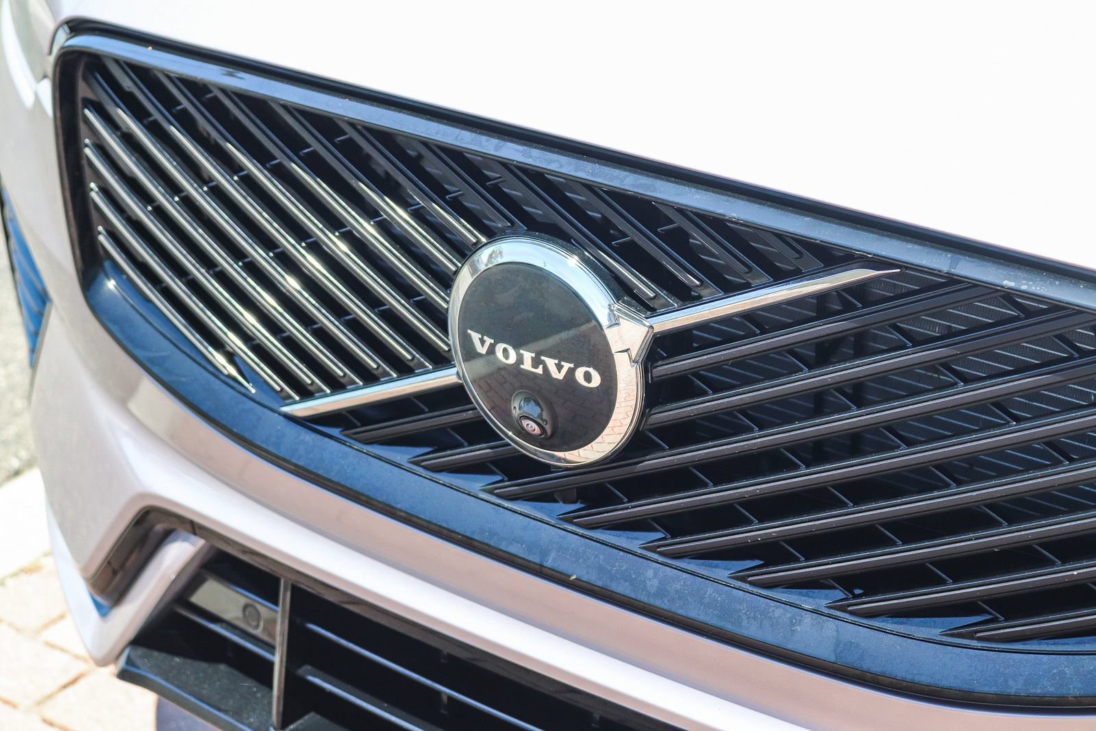Certified 2026 Volvo XC60 B5 Plus w/ Climate Package PRO AWD/4WD image 13