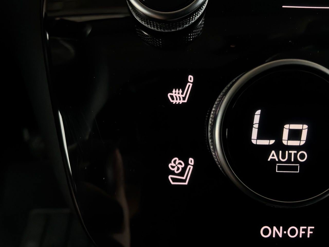 Used 2026 INFINITI QX60 Luxe FWD image 37