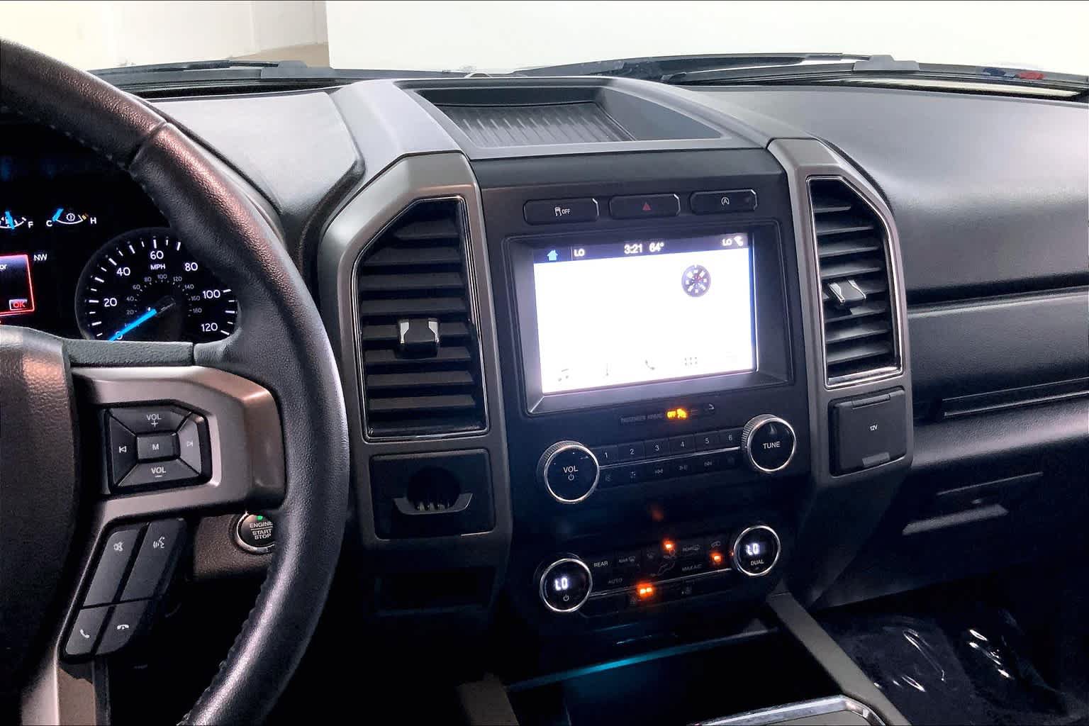 Used 2019 Ford Expedition XLT w/ Equipment Group 201A RWD image 5