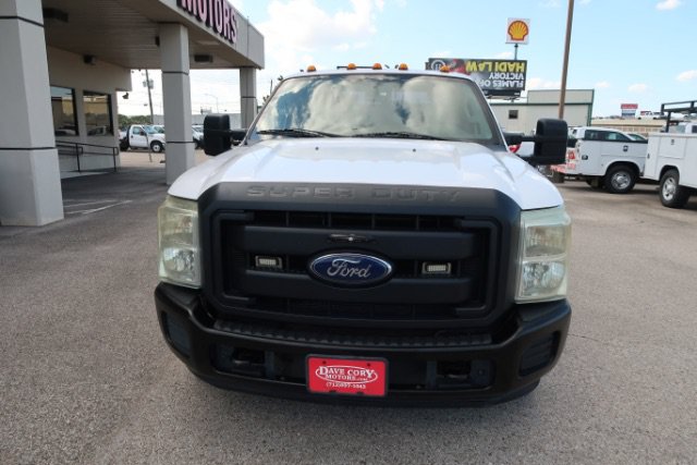 Used 2013 Ford F350 XL w/ Trailer Tow Pkg RWD image 2