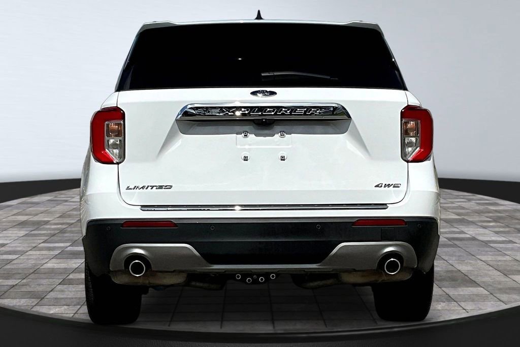 Used 2023 Ford Explorer Limited AWD/4WD image 5