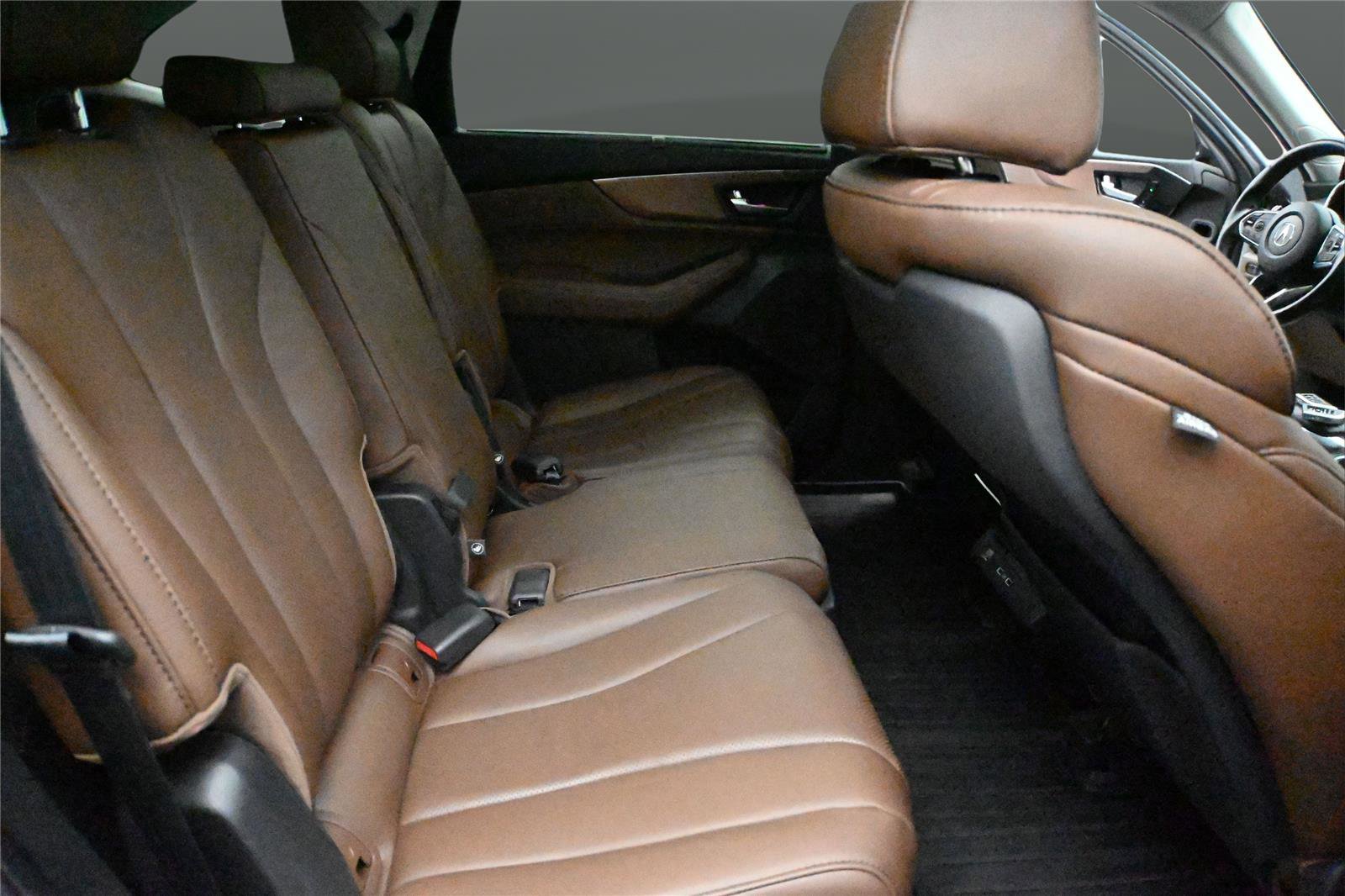 Certified 2024 Acura MDX SH-AWD w/ Technology Package image 19