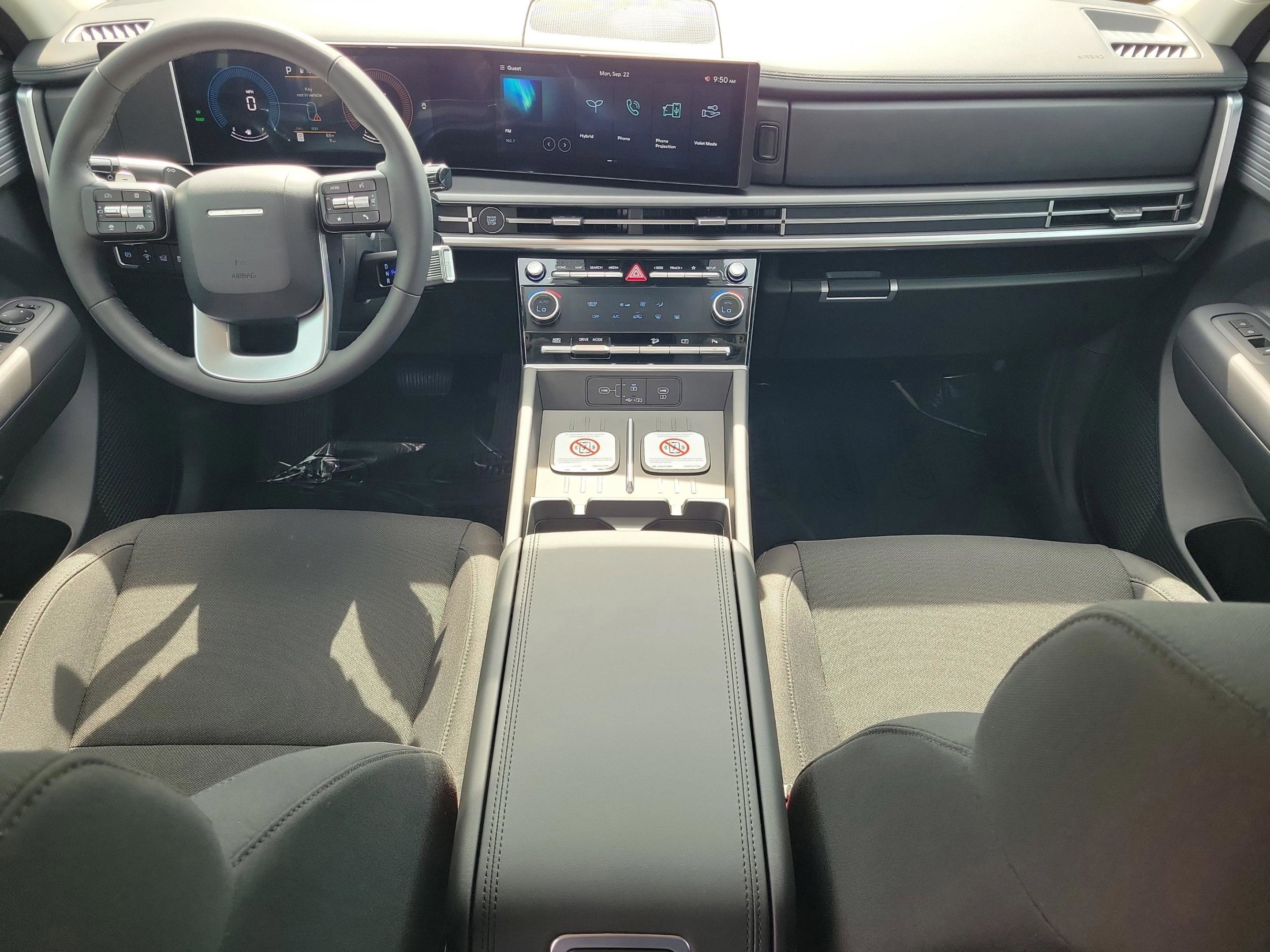 New 2026 Hyundai Santa Fe SE image 16