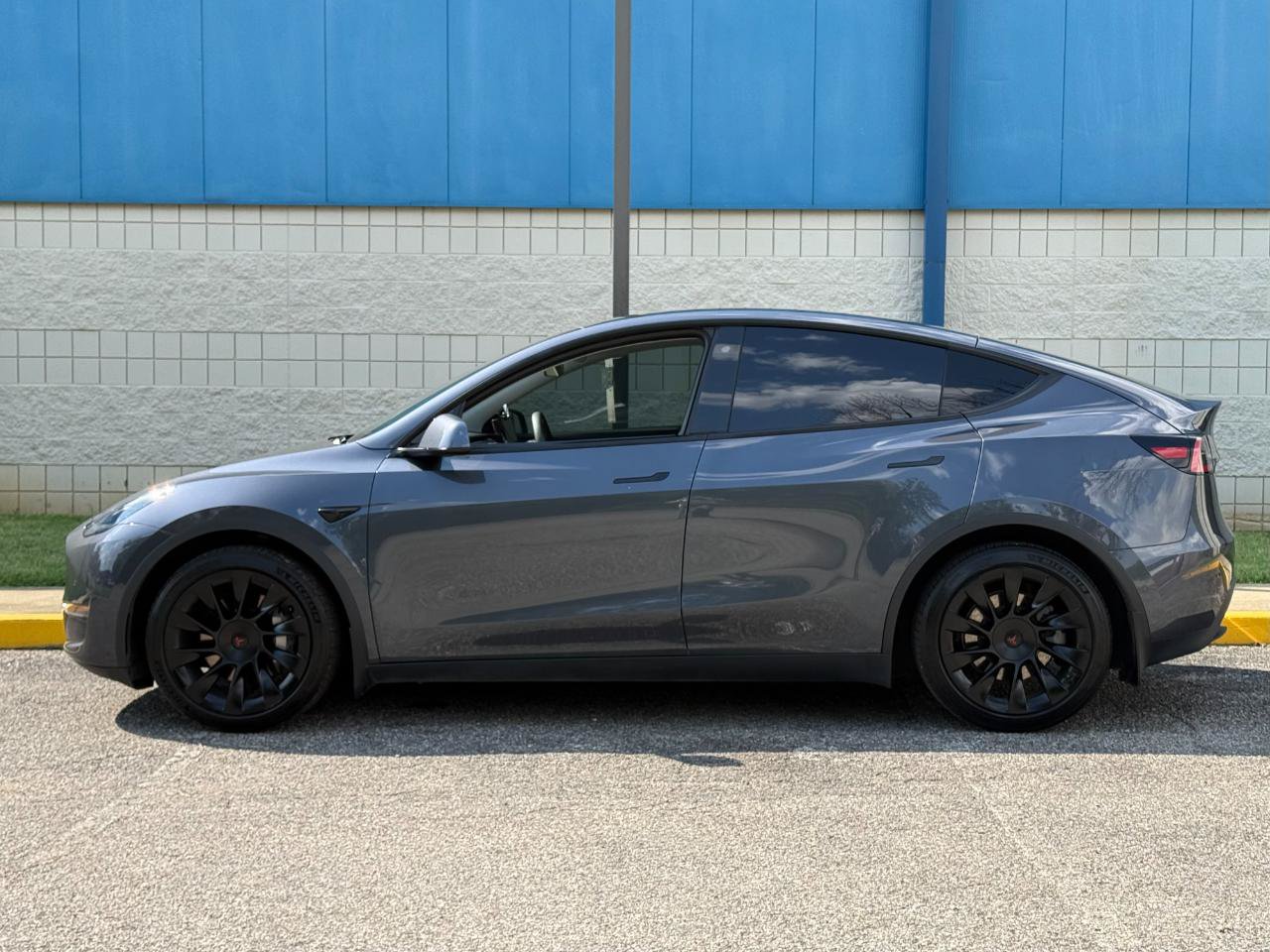Used 2020 Tesla Model Y Long Range AWD/4WD image 8