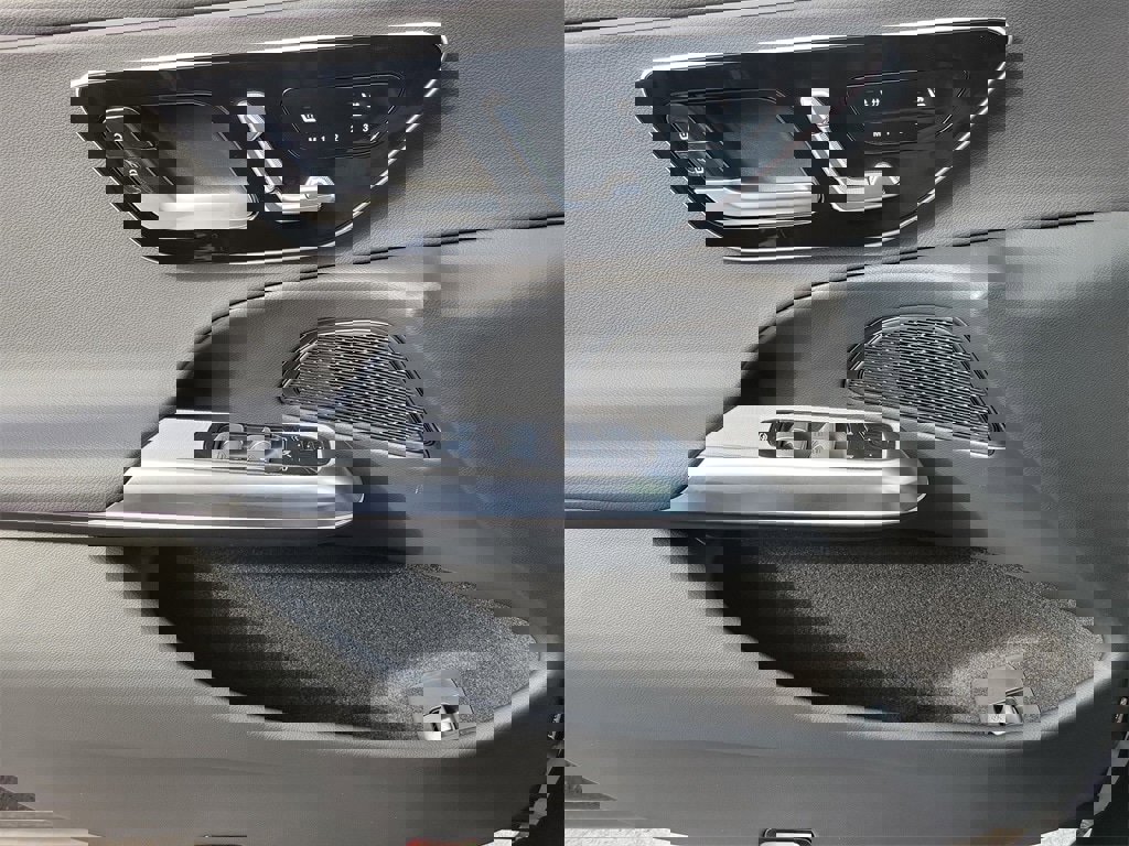 Used 2024 Mercedes-Benz E 350 4MATIC Sedan image 15