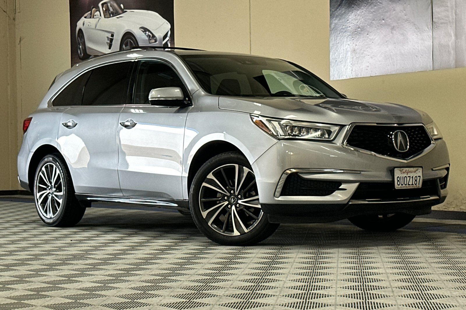 Used 2020 Acura MDX w/ Technology Package AWD/4WD image 2