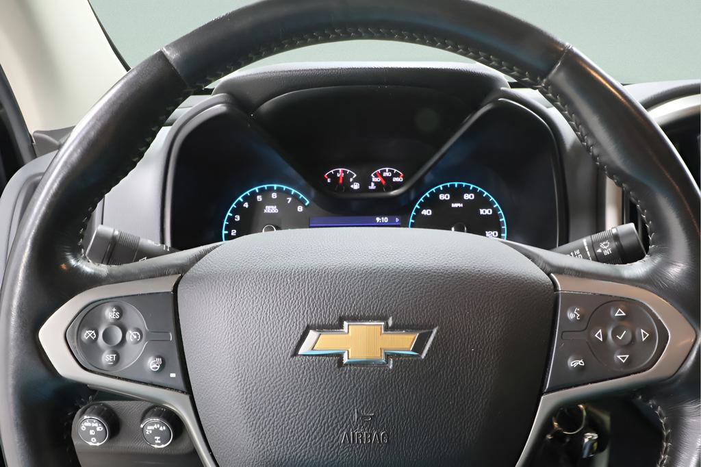 Used 2022 Chevrolet Colorado Z71 w/ Z71 Midnight Edition image 9