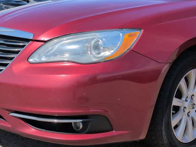 Used 2013 Chrysler 200 Limited FWD image 11