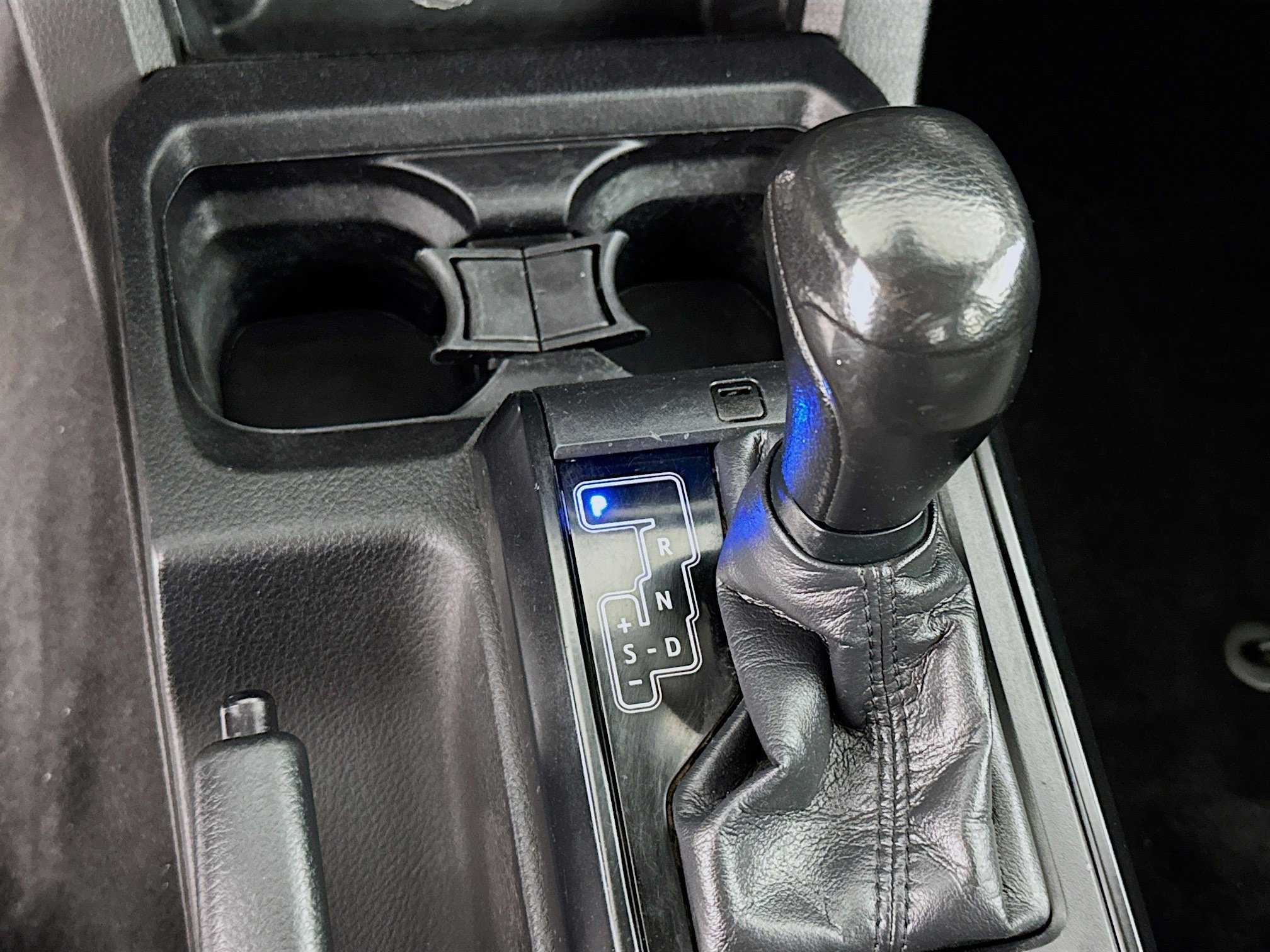 Used 2020 Toyota Tacoma SR image 19