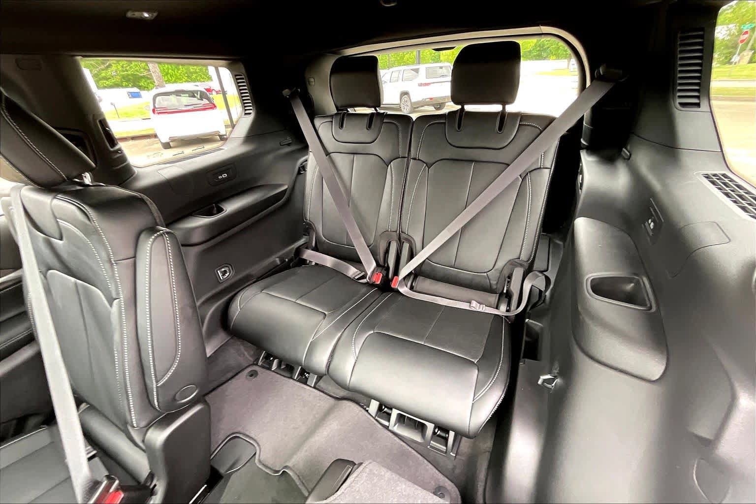 New 2026 Jeep Grand Cherokee L Limited AWD/4WD image 22