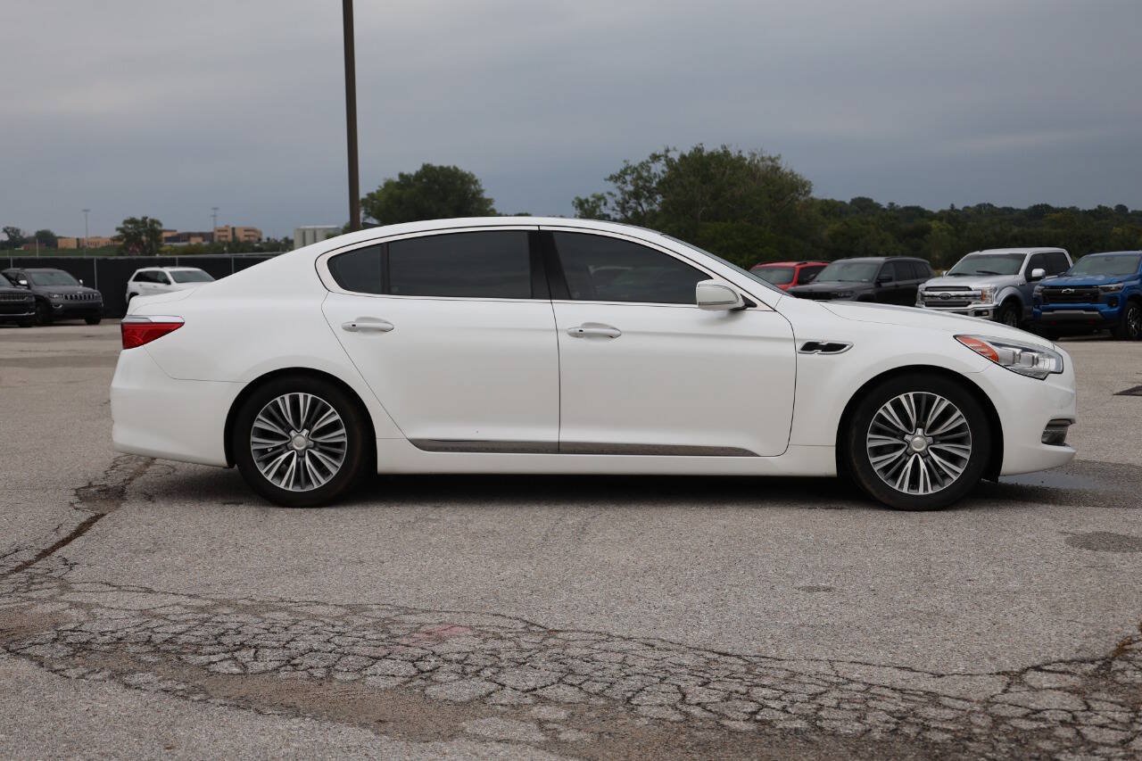 Used 2016 Kia K900 Luxury RWD image 7
