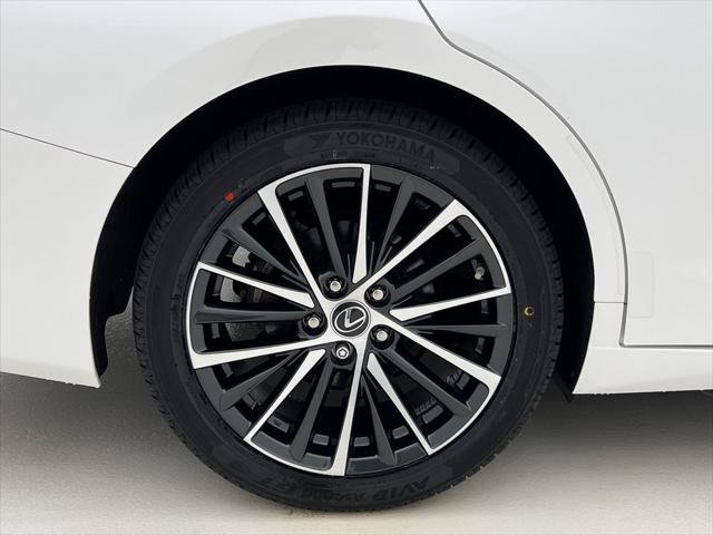 Certified 2024 Lexus ES 300h w/ Premium Package FWD image 27