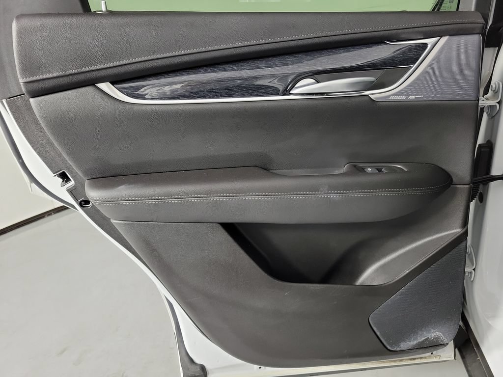 Used 2023 Cadillac XT5 Premium Luxury AWD/4WD image 14