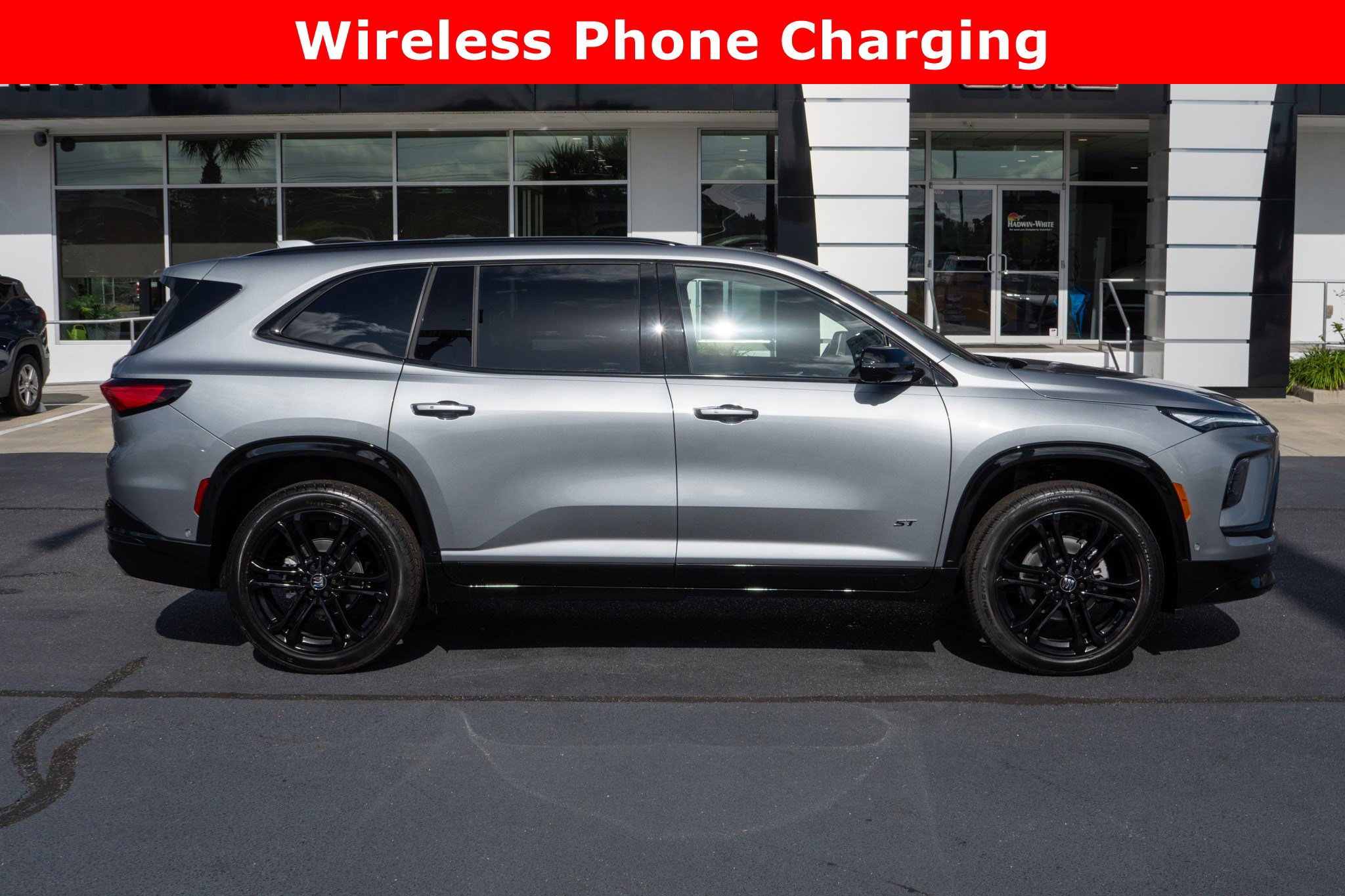 New 2026 Buick Enclave Sport Touring w/ Super Cruise Package image 2