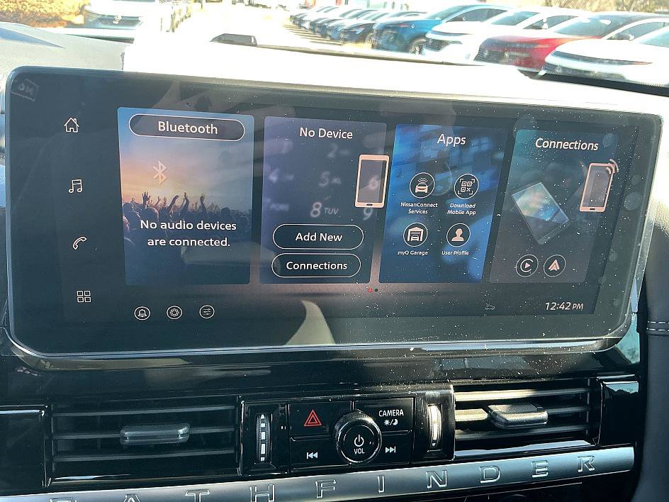 New 2026 Nissan Pathfinder Platinum image 15