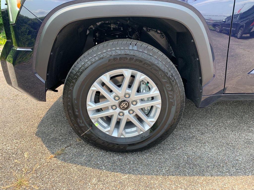 New 2026 Toyota Tundra SR5 AWD/4WD image 31