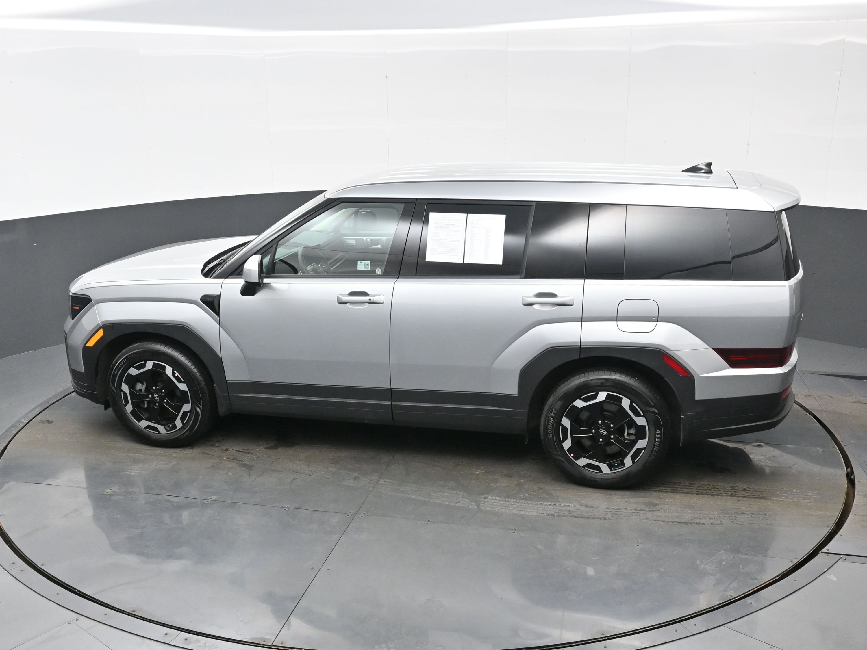 Certified 2026 Hyundai Santa Fe SE image 40