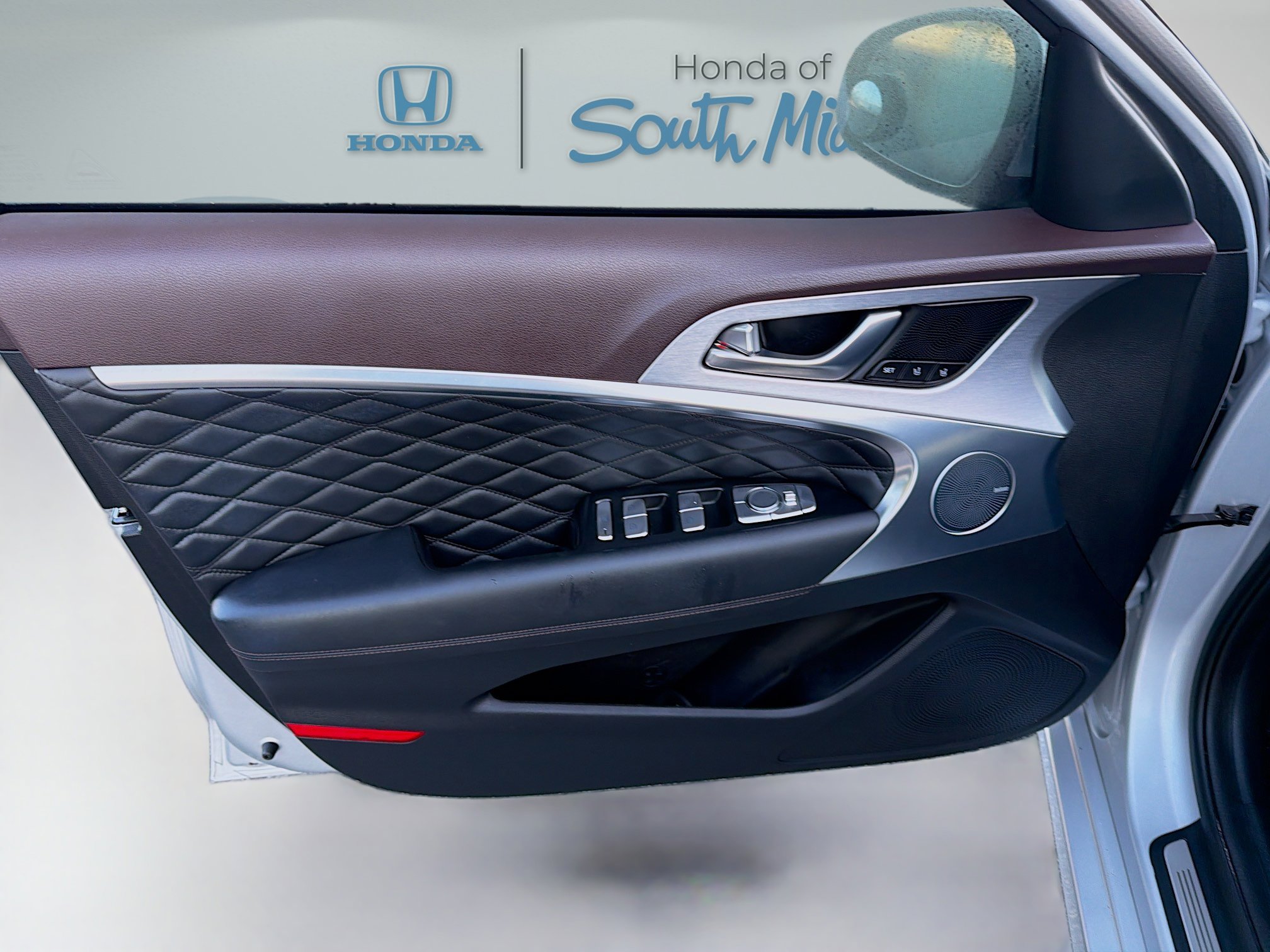 Used 2019 Genesis G70 2.0T Advanced w/ Dynamic Package image 19