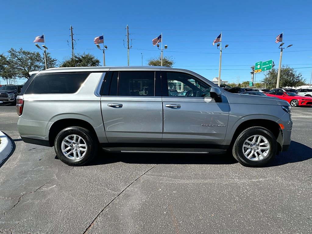 Certified 2024 Chevrolet Suburban LT image 5
