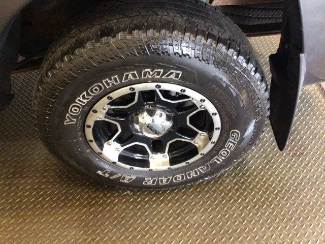 Used 2011 Toyota Tacoma 4x4 Access Cab V6 w/ TRD Sport Pkg image 29