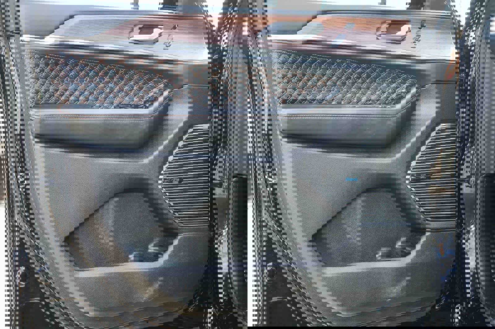 Used 2022 Jeep Grand Cherokee Summit w/ Advanced Protech Group IV image 18