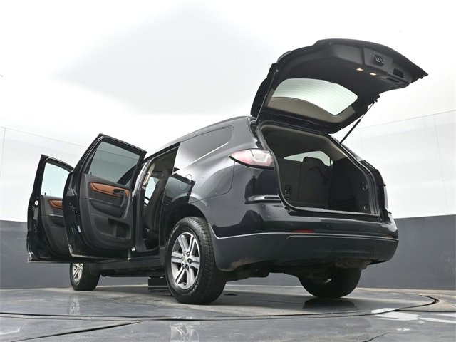 Used 2017 Chevrolet Traverse LT image 55