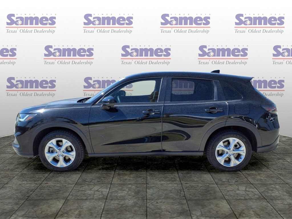 Certified 2025 Honda HR-V LX image 4
