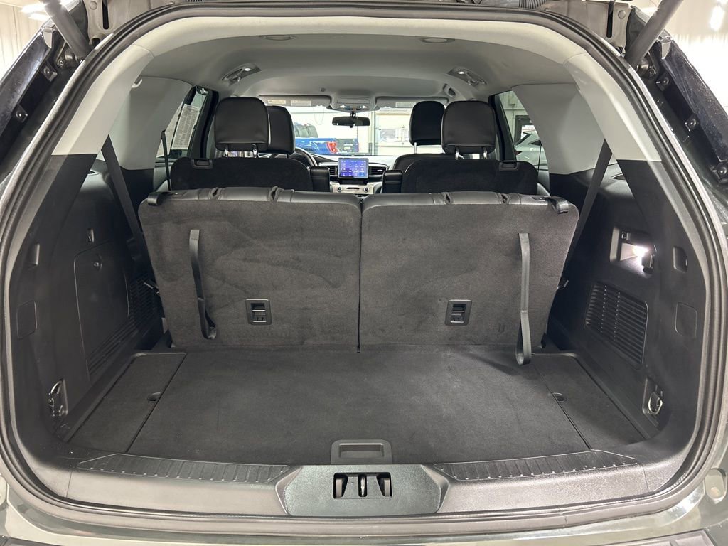 Certified 2023 Ford Explorer XLT w/ Equipment Group 202A image 34
