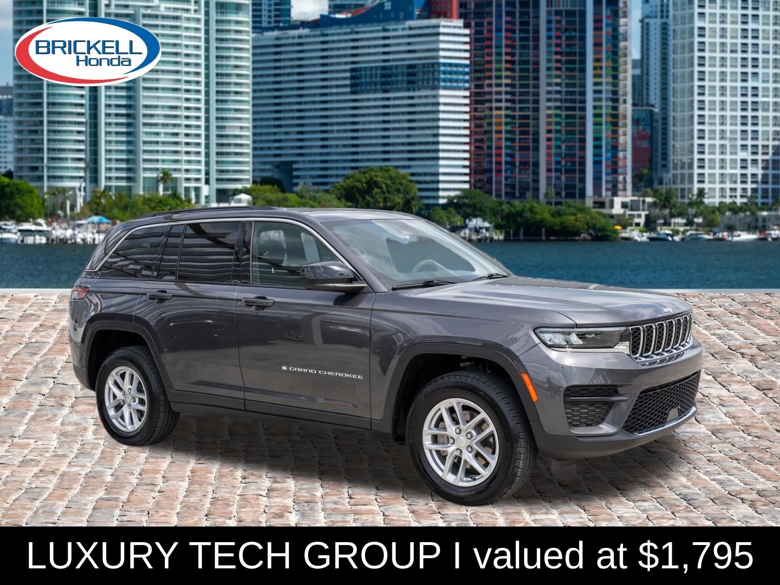 Used 2025 Jeep Grand Cherokee Laredo w/ Luxury Tech Group I
