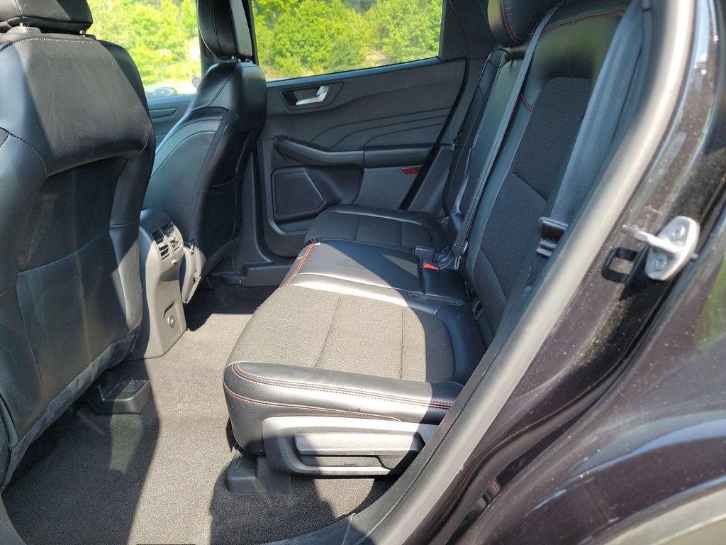 Used 2025 Ford Escape ST-Line FWD image 10