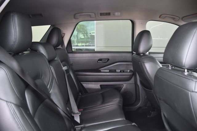 Used 2023 Nissan Pathfinder SV FWD image 27