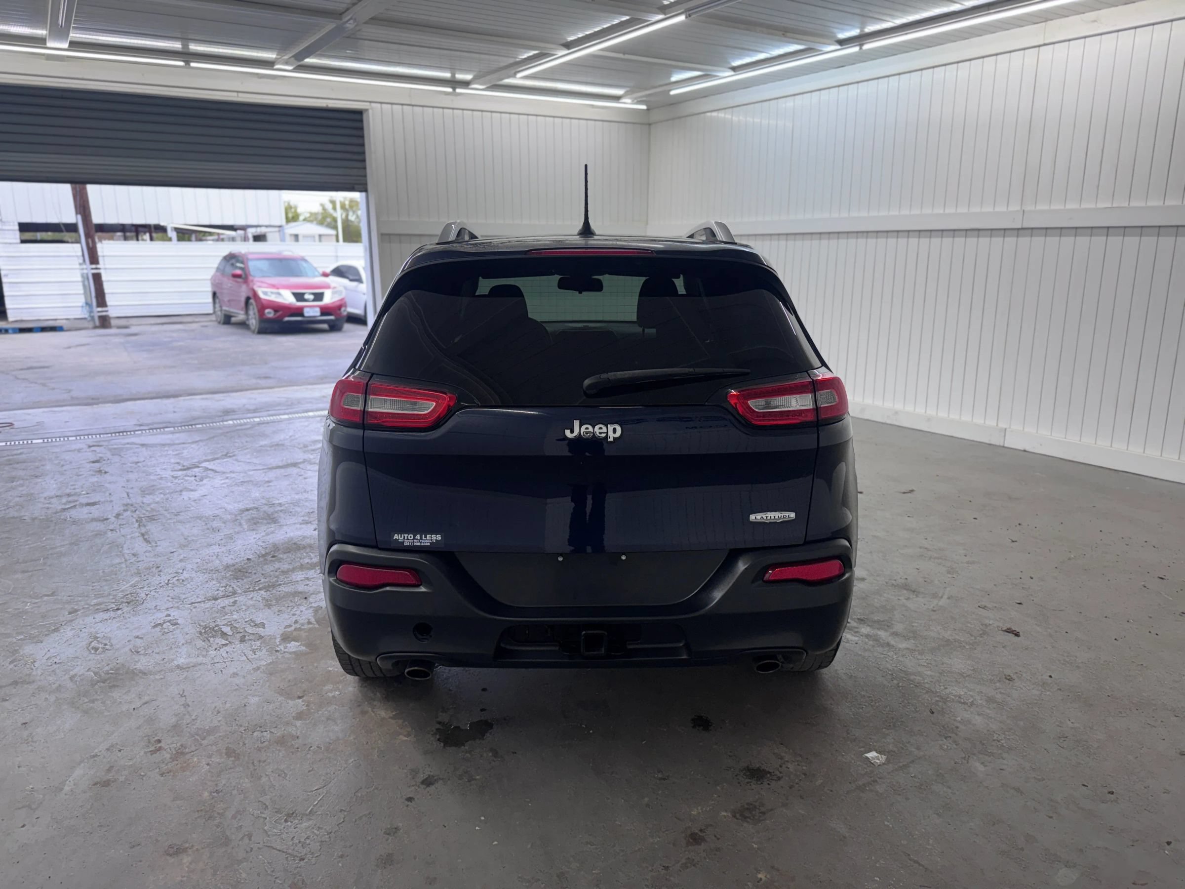 Used 2014 Jeep Cherokee Latitude w/ Trailer Tow Group FWD image 6